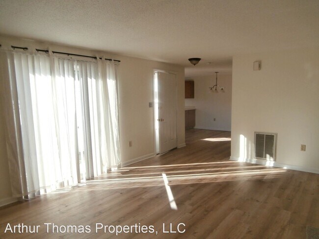Building Photo - 2 br, 1.5 bath House - 29 Springfield Estates
