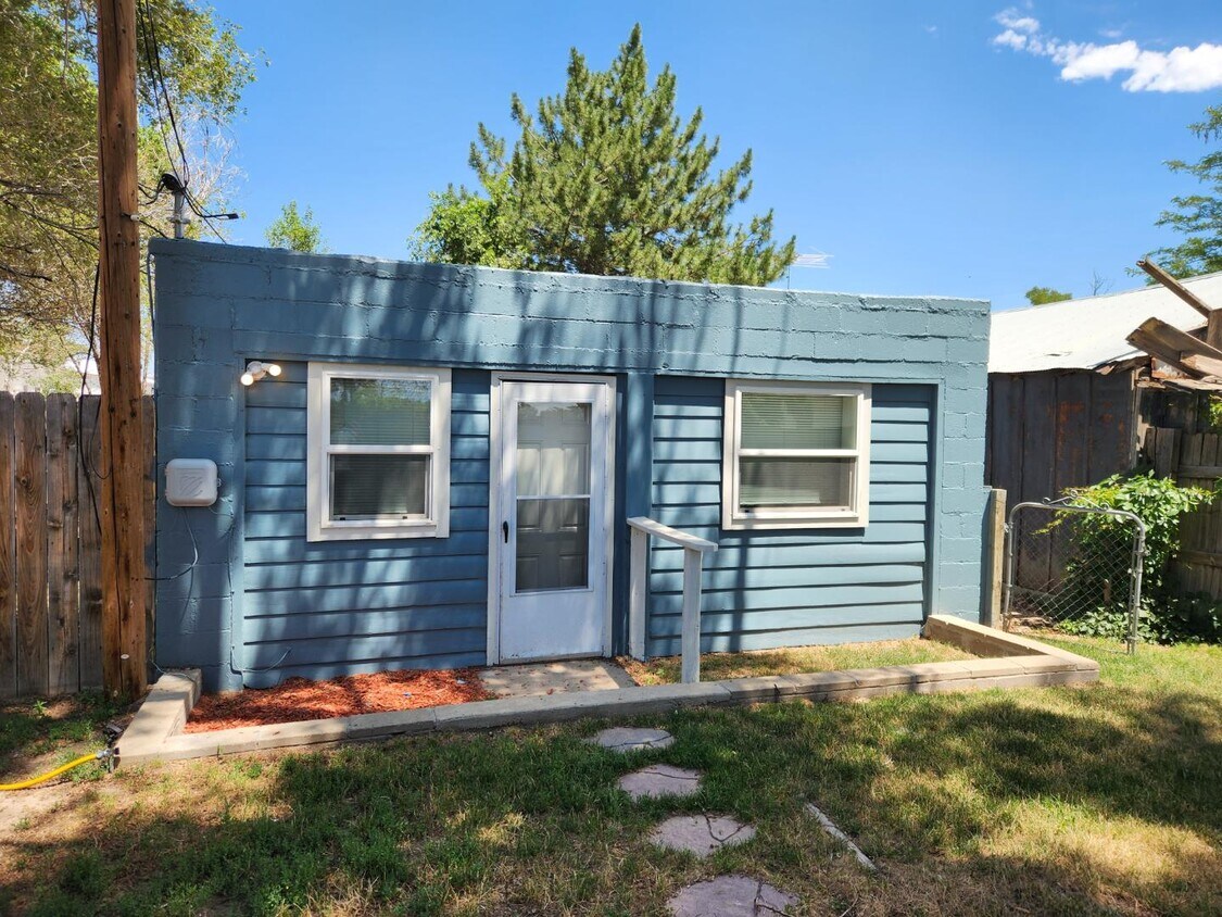 Foto principal - 703 E 18th St