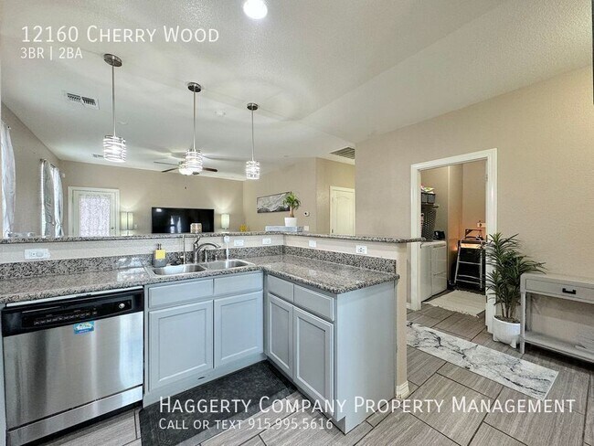 Foto del edificio - 12160 Cherry Wood Ln