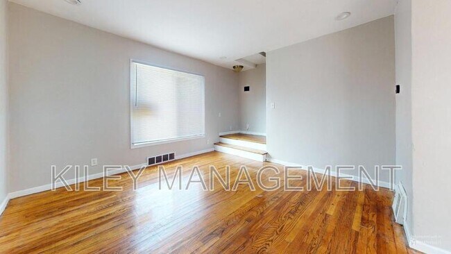 Foto del edificio - 8956 Rutherford St
