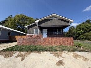 Building Photo - 5402 Ave D