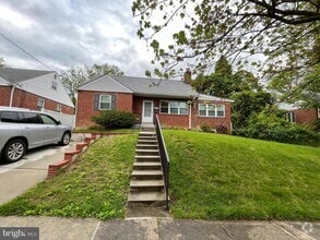 Building Photo - 10603 Edgewood Ave