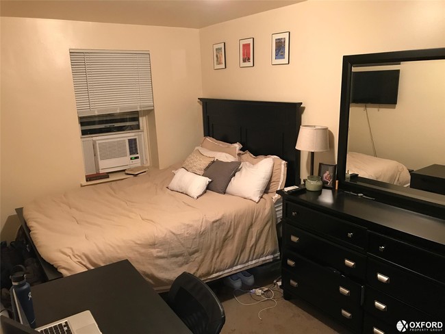 Foto del edificio - 243 E 81st St
