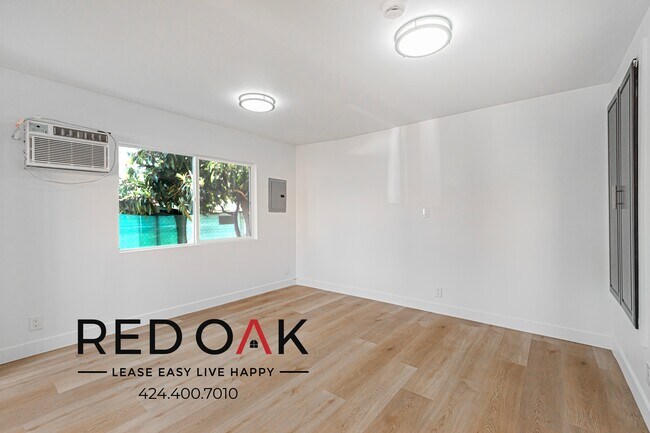 Foto del edificio - 1431 N Hobart Blvd