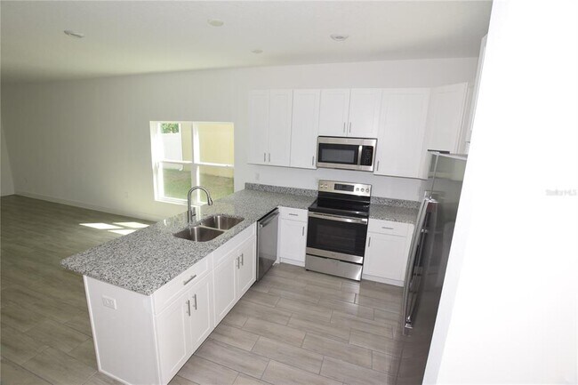 Foto del edificio - 458 Lake Shore Pkwy