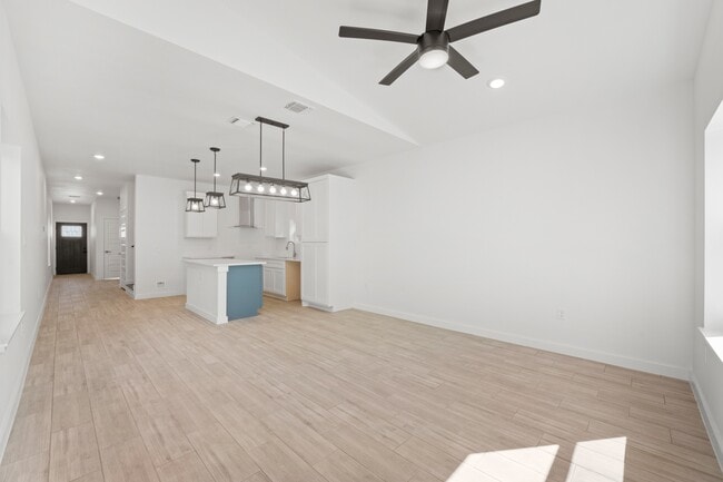 Foto del edificio - 212 Cooper St