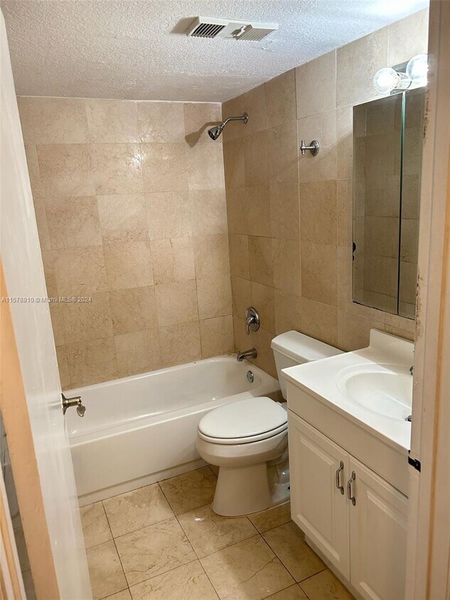 Foto del edificio - 210 SW 11th St