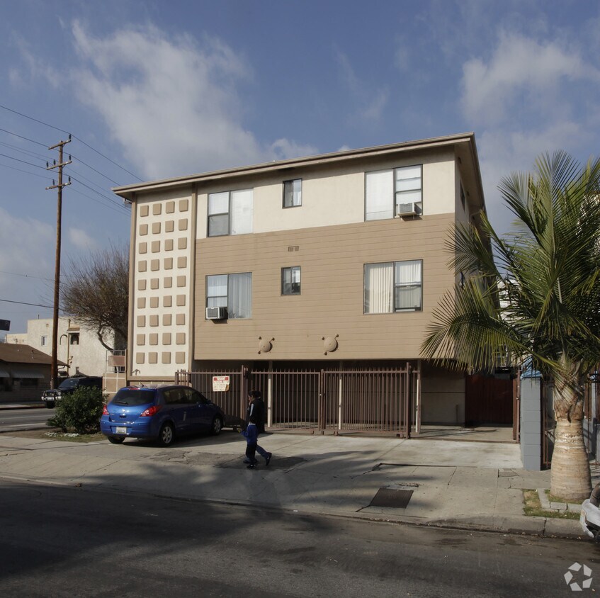 Foto del edificio - 1202-1204 N Van Ness Ave