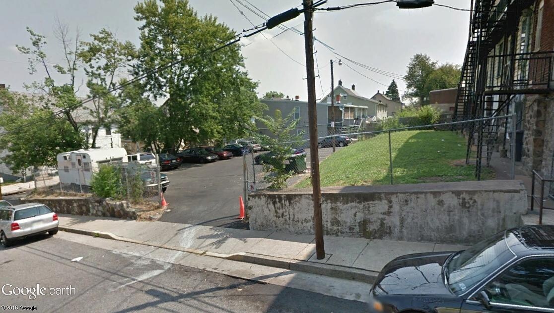 Primary Photo - 1101 E 4th St
