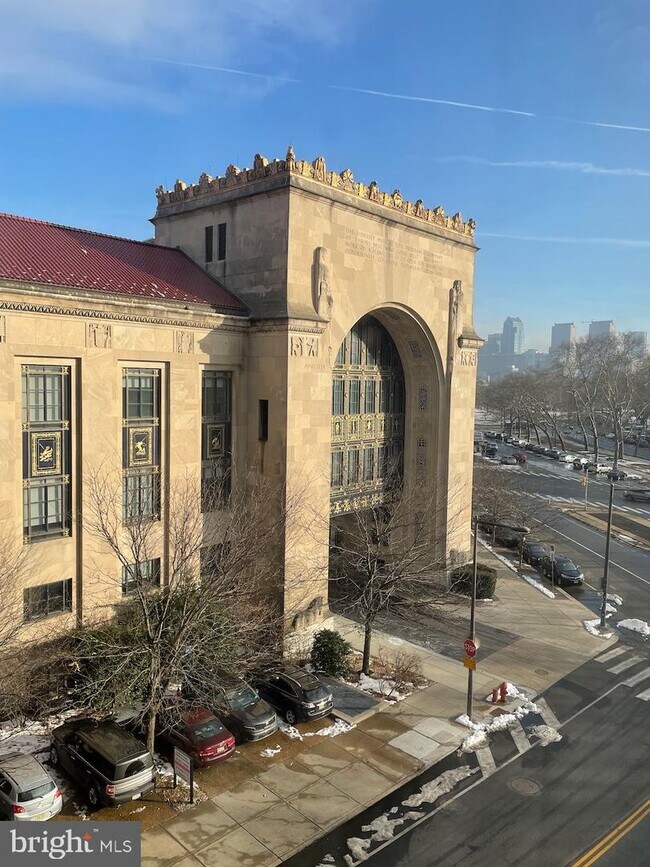 Building Photo - 2601 Pennsylvania Ave