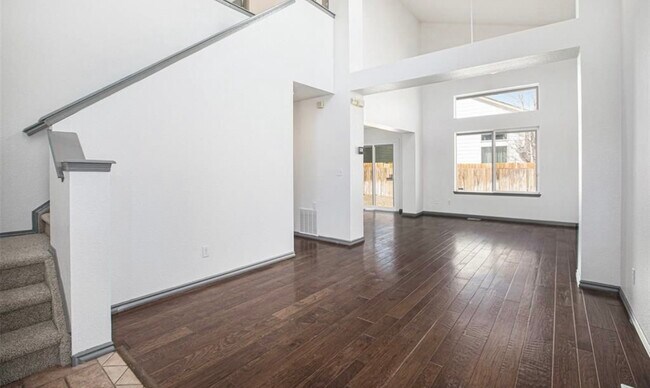 Foto del edificio - 9208 Granger Ln