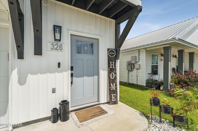Foto del edificio - 326 Raven Ln
