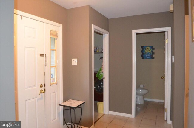 Foto del edificio - 3 Nathan Ct