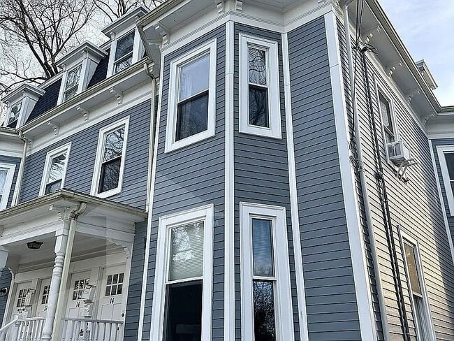 Photo - 12 Tufts Street Unit 3 Apartment