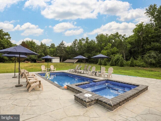 Foto del edificio - 4754 Senseny Rd