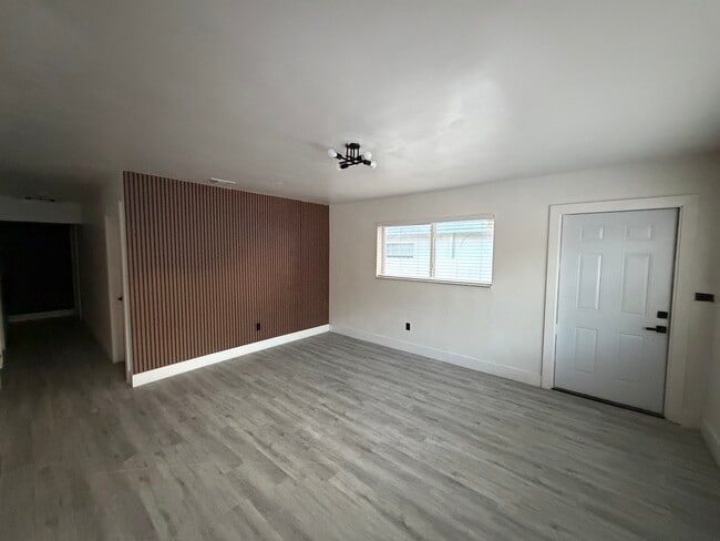 Building Photo - 2126 NW 47th Ter