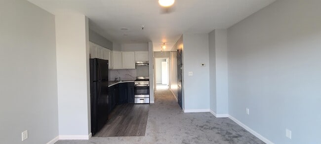 Building Photo - 4905 PARK Ave