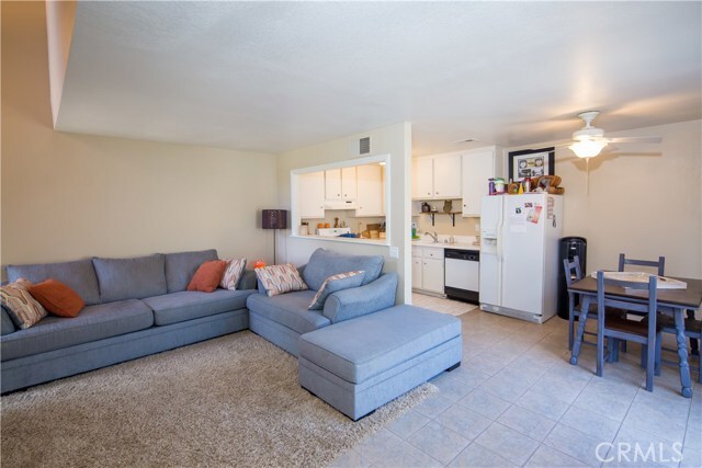 Building Photo - 25725 Paseo Colonial