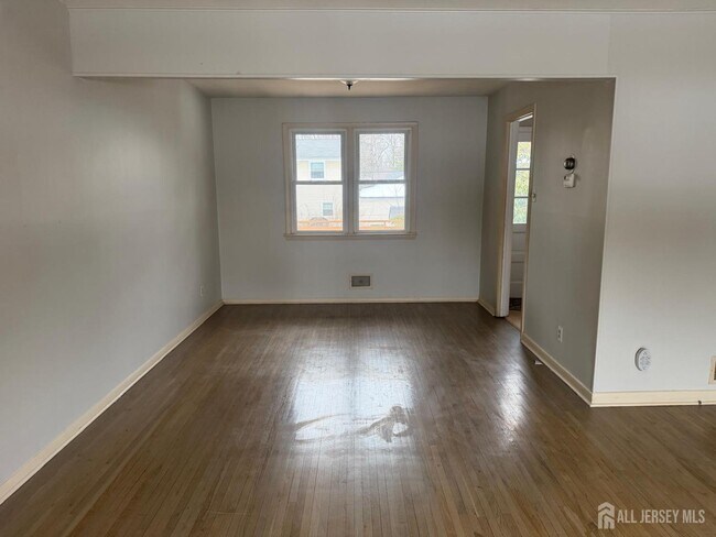 Foto del edificio - 16 Barnett Rd