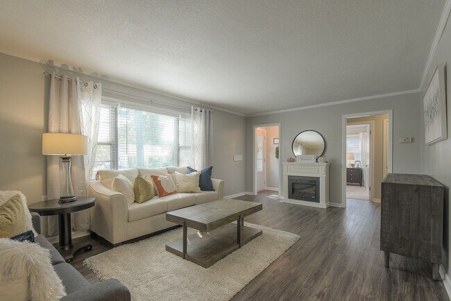 Foto del edificio - 2324 W 79th Terrace