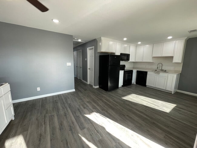 Foto del edificio - 501 S Front St