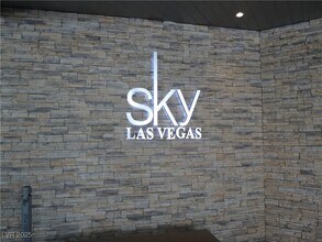 Building Photo - 2700 Las Vegas Blvd S