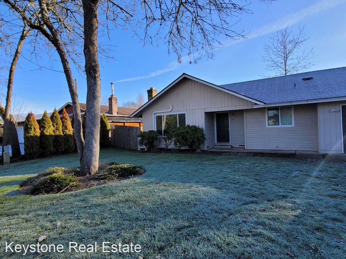 Primary Photo - 3 br, 1 bath House - 1627 S. Bertelsen Road