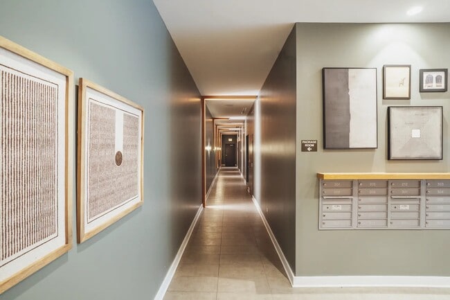 Building Photo - 830 N Milwaukee Ave