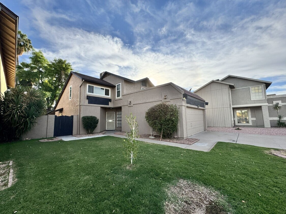 Foto principal - Great 3 bedroom 2 bath culdesac lot with f...