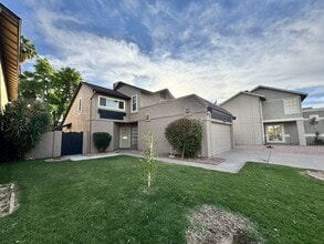 Building Photo - 3709 W Ivanhoe St