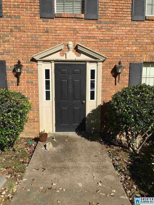 2105 Montreat Pkwy, Vestavia Hills, AL 35216 Townhouse for Rent in