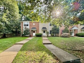 Building Photo - 47 Morgan Pl