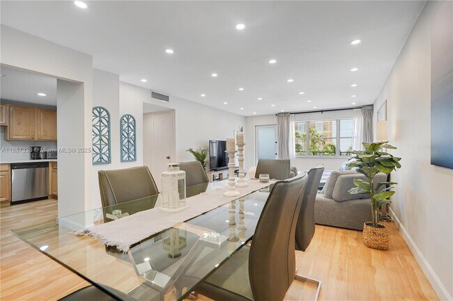 Foto del edificio - 401 Golden Isles Dr