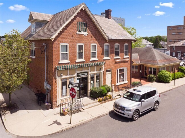 Foto del edificio - Chelsea Avenue Court