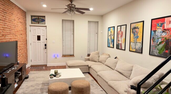 Building Photo - 1504 Marshall St