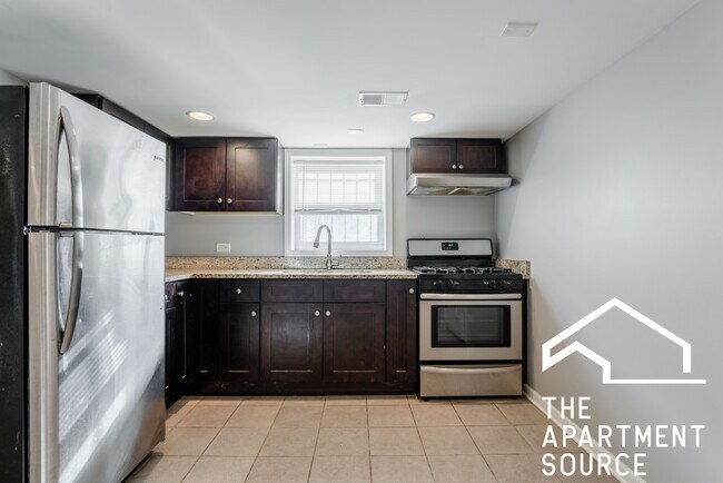 Foto del edificio - 2614 N Springfield Ave