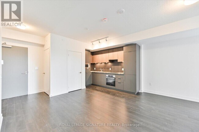 Photo du bâtiment - 50 O'Neill Rd