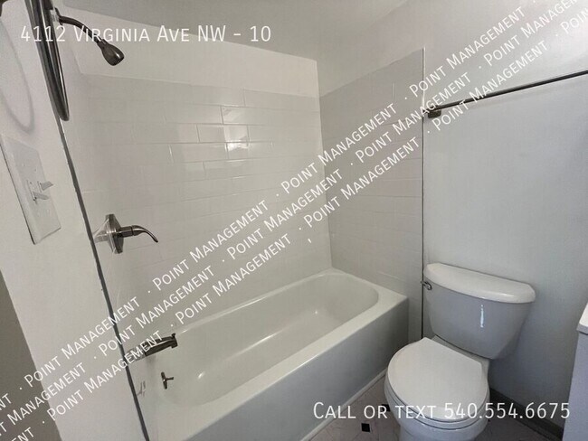 Foto del edificio - 4112 Virginia Ave NW