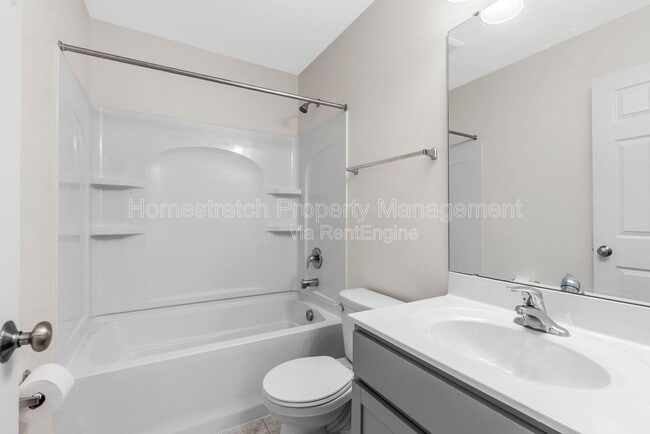 Building Photo - 3120 Pirogue Wy