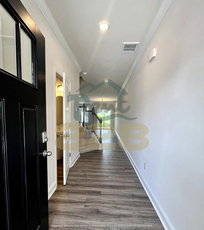 Foto del edificio - 146 Creekview Rd