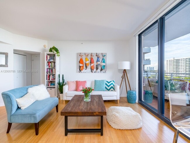 Foto del edificio - 1330 West Ave