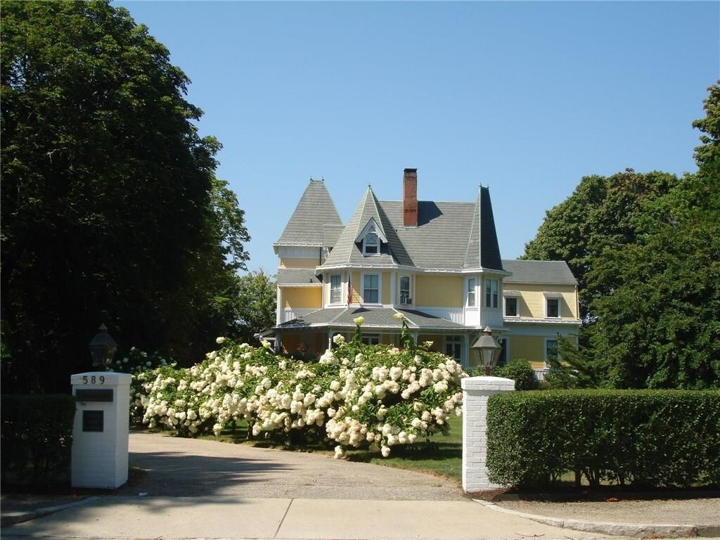 589 Bellevue Ave, Newport, RI 02840 House Rental in Newport, RI