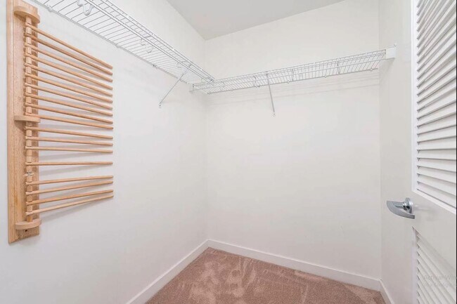 Main closet - 260 King St