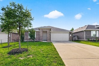 Building Photo - 40347 Blossom Vly Ln