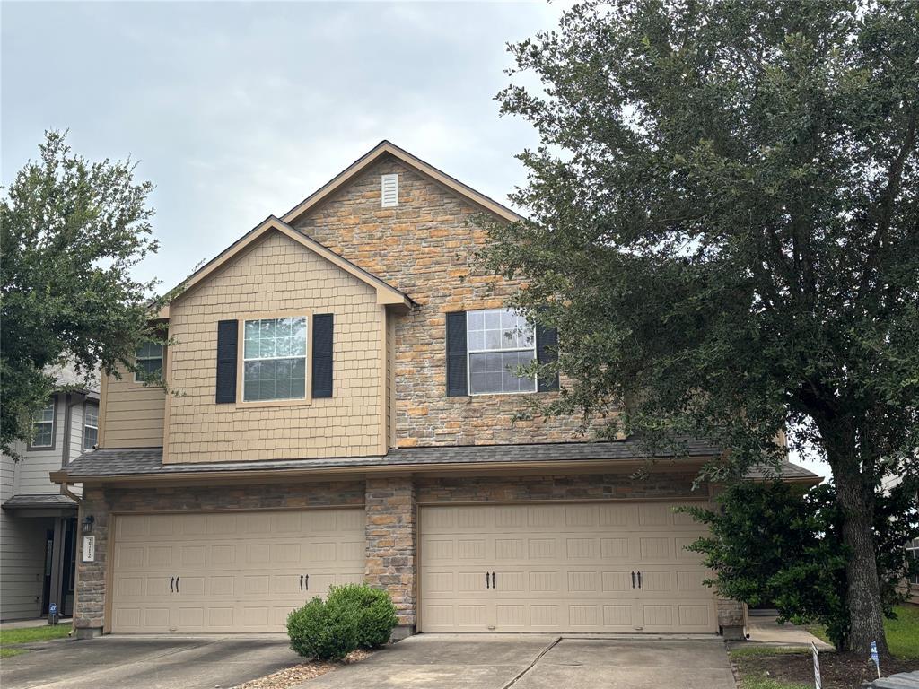 Foto principal - 2710 Maybrook Hollow Ln