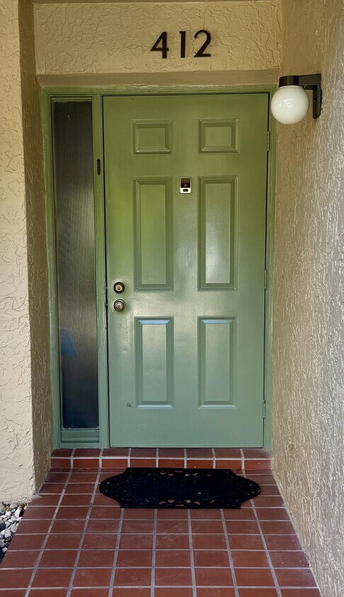 Primary Photo - 5121 Oakhill Ln