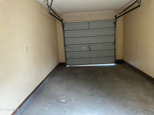 Foto del edificio - 2601 Jefferson Ave