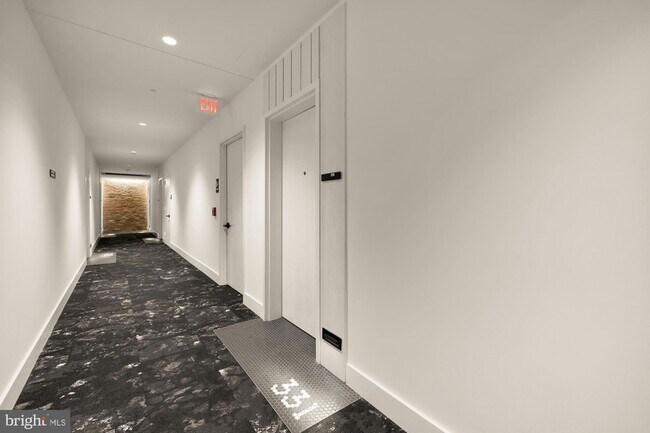 Foto del edificio - 57 N Street NW Unit 331