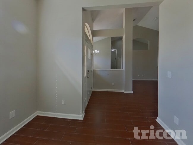 Building Photo - 843 Magic Cove Ln
