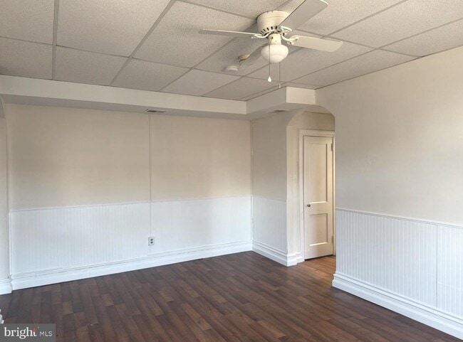 Foto del edificio - 301 W State St